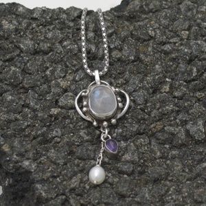 Sterling,  Rainbow Moonstone Necklace w/Amethyst
